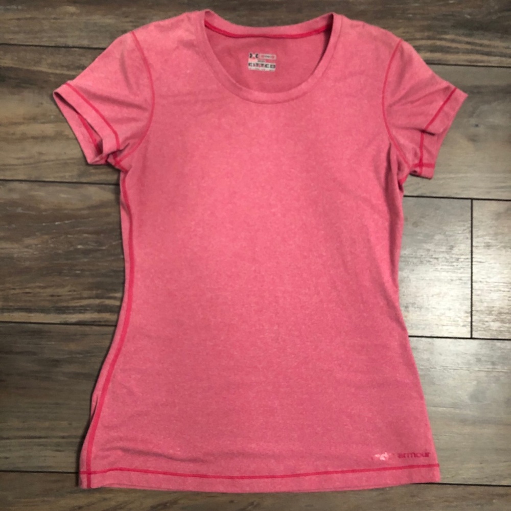 Women’s Under Armour dri-fit tee